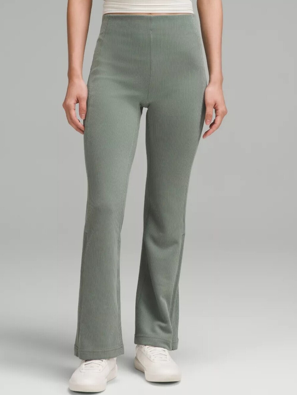Lululemon Athletica Brushed Softstreme Ribbed Zip Flared Sage Green Pants SZ 10